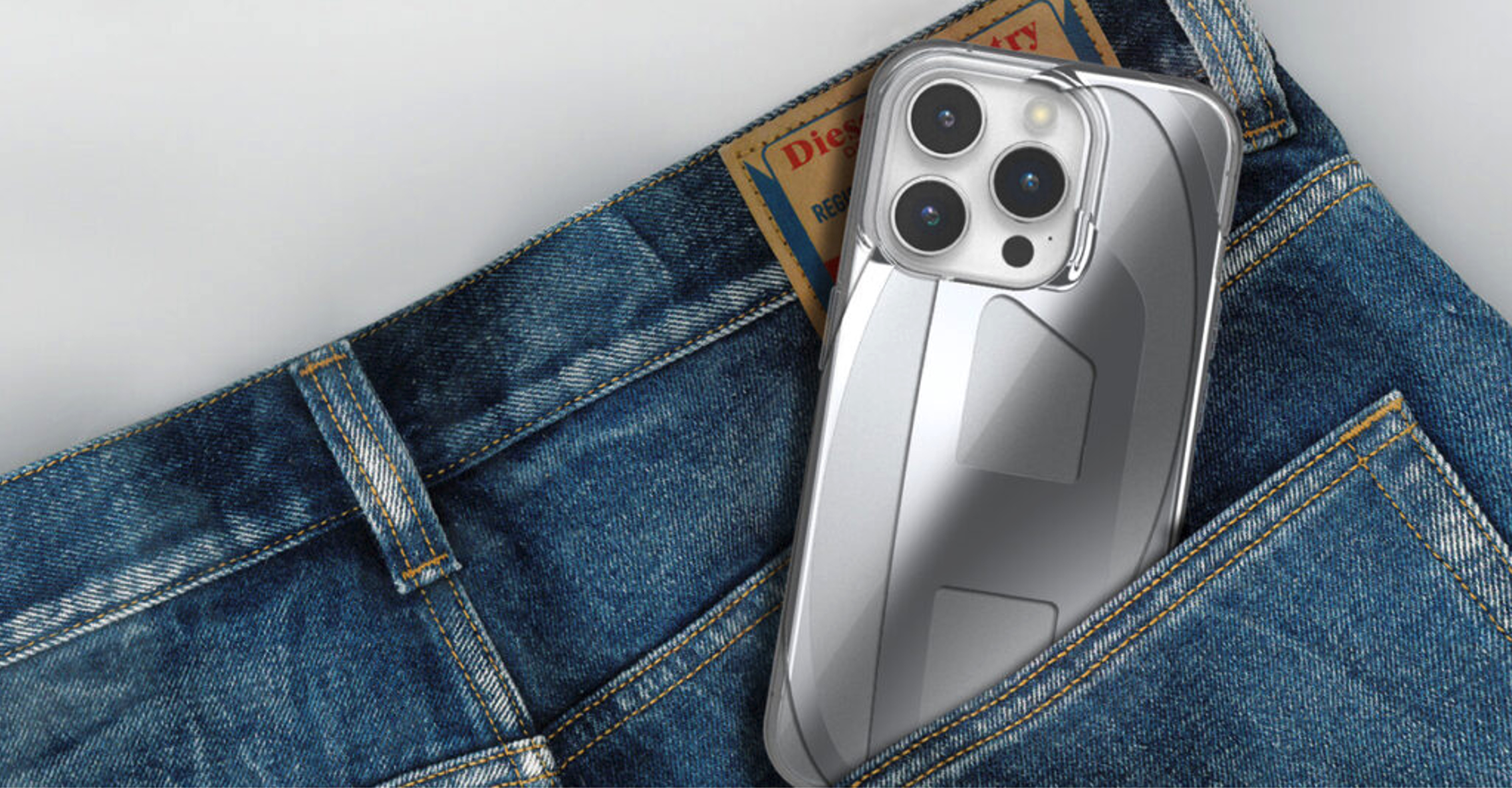 TECHSTYLE LAUNCHES ITS FALL-WINTER COLLECTION OF DIESEL ACCESSORIES FOR APPLE IPHONE AND AIRPODS